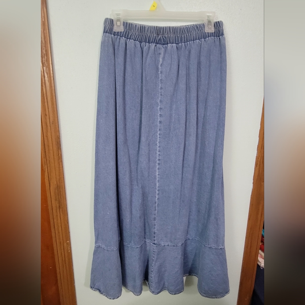 Jean Ruffle Skirt - Picture 3 of 5